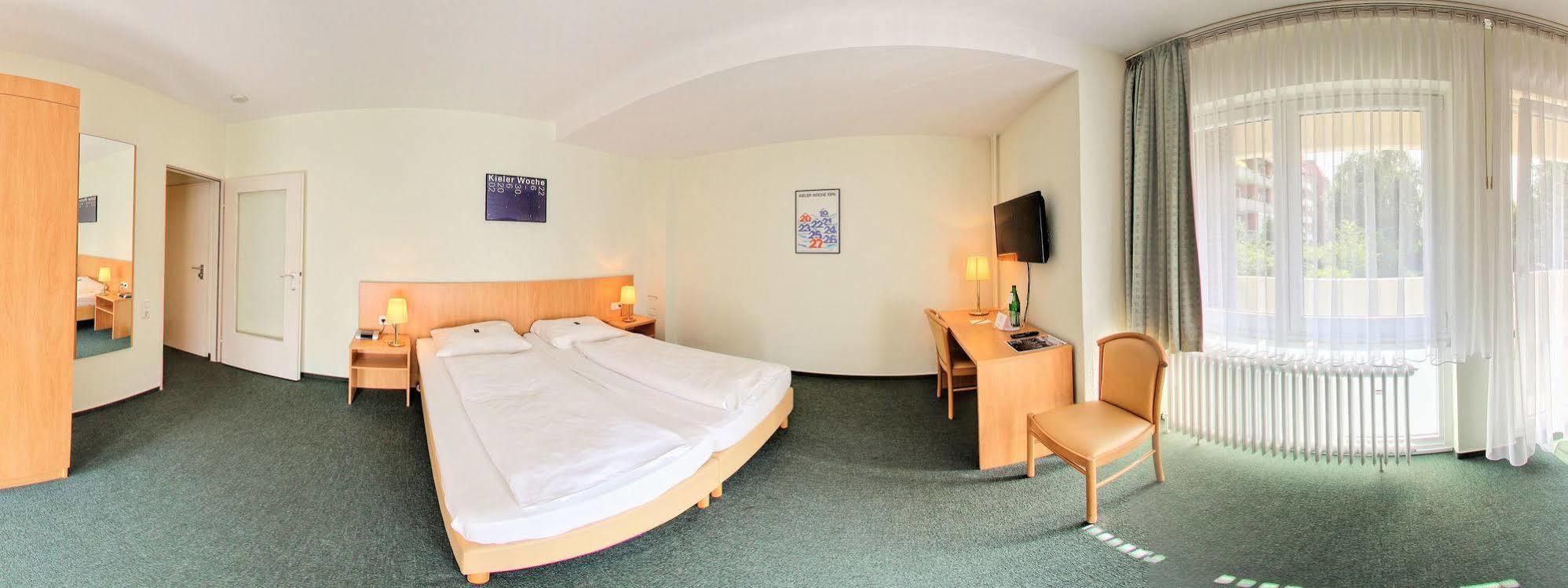 קיל Hotel Wiking מראה חיצוני תמונה